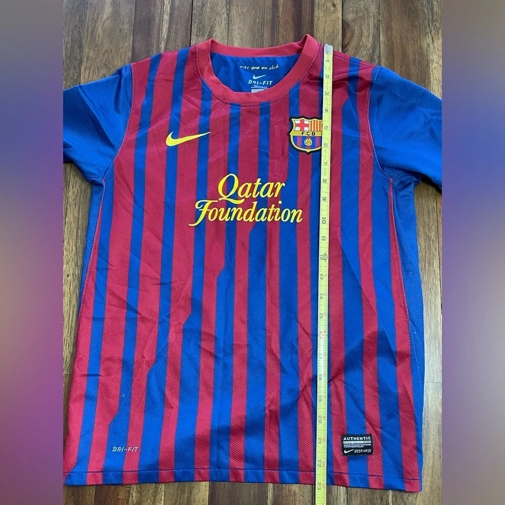 Nike Kids FC Barcelona 2011/2012 home football shirt